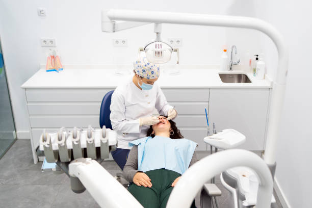 Best Tooth Extraction  in Indian Hills, NV